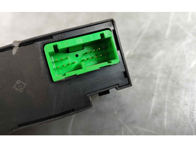 Блок управления 9496959, 9472751   Volvo V70