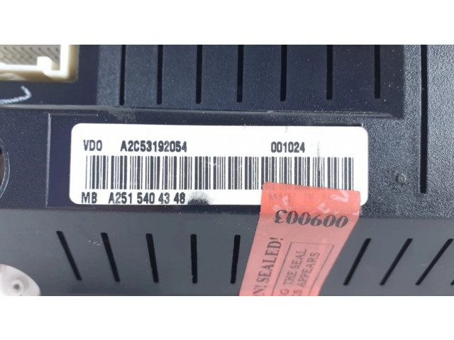 Přístrojová deska Mercedes-Benz R W251 2010 A2515404348