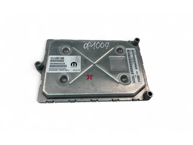 Блок управления двигателем Блок управления P05150921AB Fiat Freemont