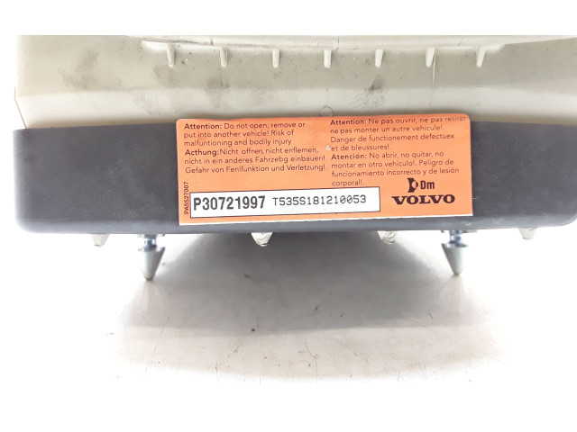 Подушка безопасности водителя P31271006 Volvo V70
