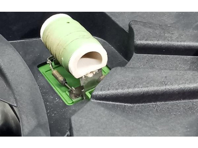 Вентилятор радиатора     8B0642400    Fiat 500L 