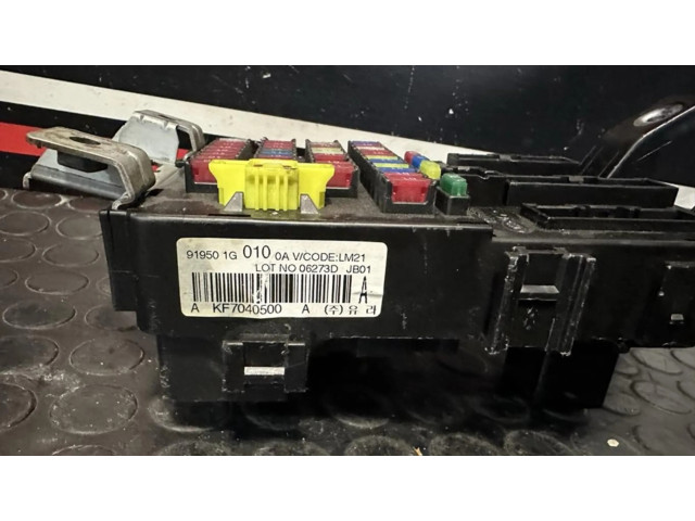 Блок предохранителей 919501G010 KIA Rio