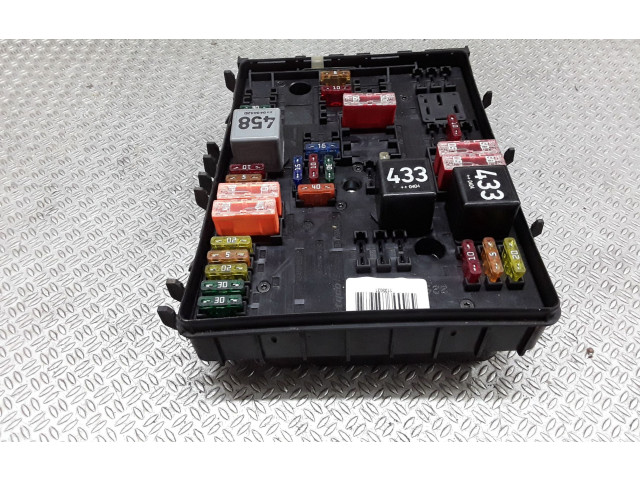 Блок предохранителей 1K0937124H Audi A3 S3 A3 Sportback 8P