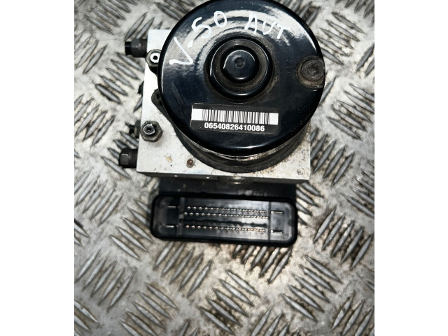 Блок АБС 30793903, 10096004333   Volvo  V50  2008 - 2012 года