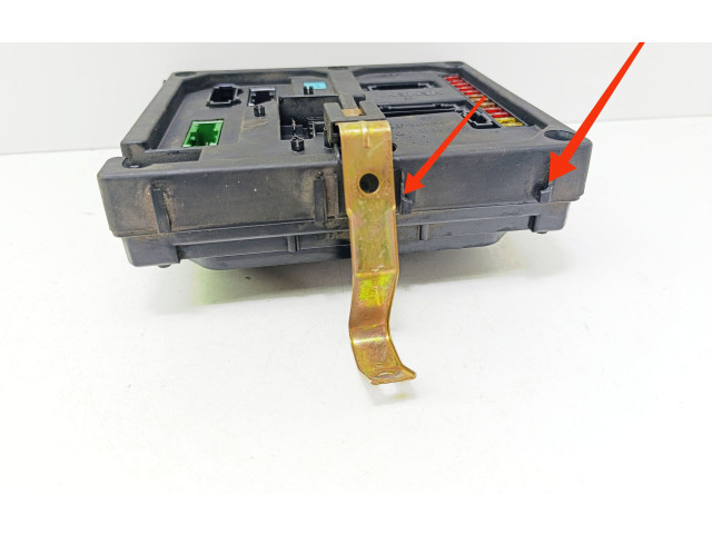 Блок предохранителей 7M0962253D Ford Galaxy