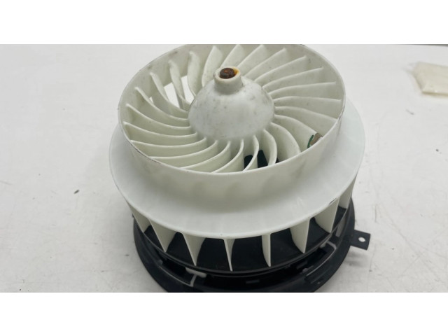 Вентилятор печки 0130309007 Mercedes-Benz C W205