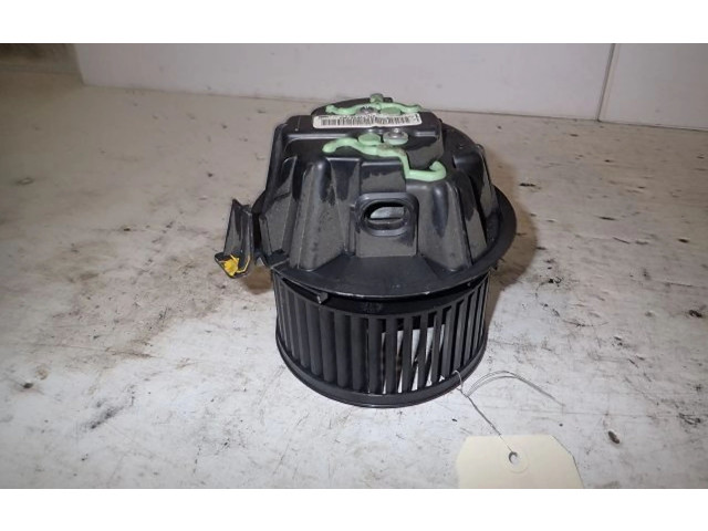 Вентилятор печки Dacia Sandero