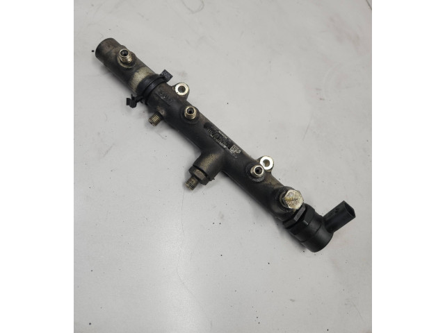 Топливная рампа F00R001823, 059130090J Audi A6 S6 C6 4F для двигателя BKP