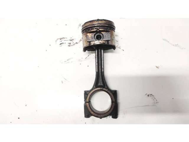 Píst Hyundai Accent pro benzínový motor 1.3