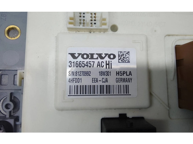 Pojistková skříňka 31665457, 81270992 Volvo V60 2020