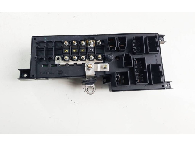 Блок предохранителей 8678449 Volvo XC90