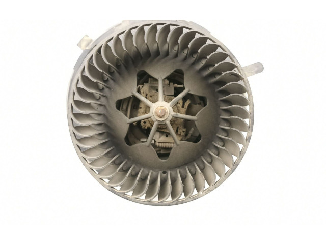 Вентилятор печки 1K1819015, 983226W Volkswagen Caddy