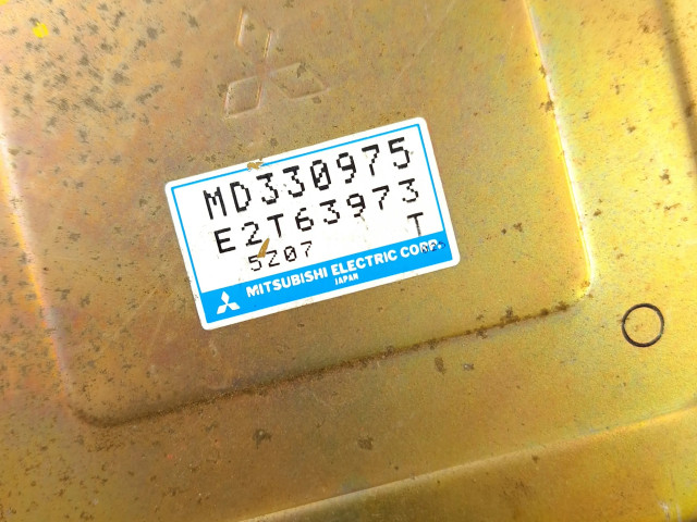 Блок управления двигателем Блок управления MD330975, E2T63973 Mitsubishi FTO