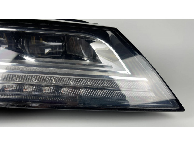 Передняя фара