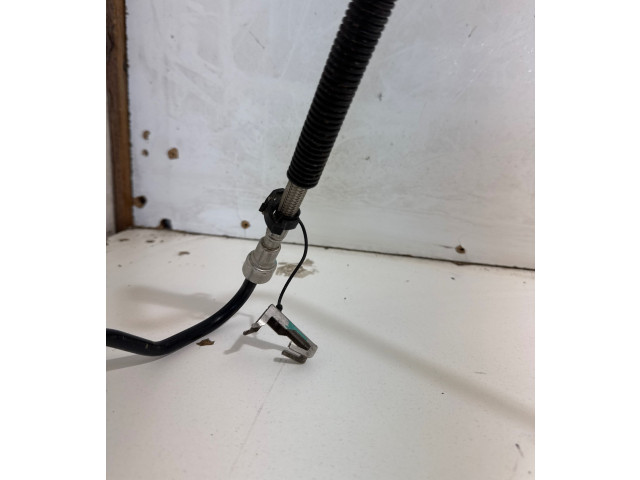 Топливная рампа 05281571AA   Ram 1500  