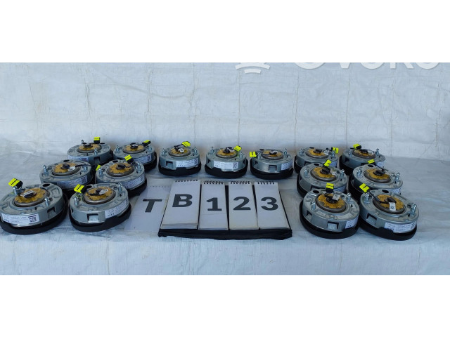 Подушка безопасности водителя 33784579703   BMW X3 F25