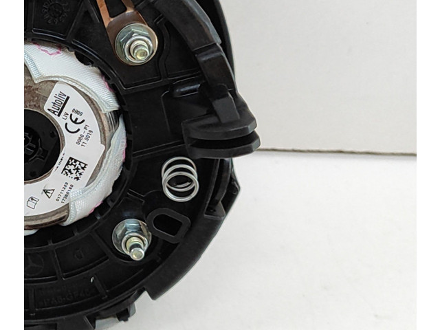 Масляный насос   A0008608802  Mercedes-Benz C W206 