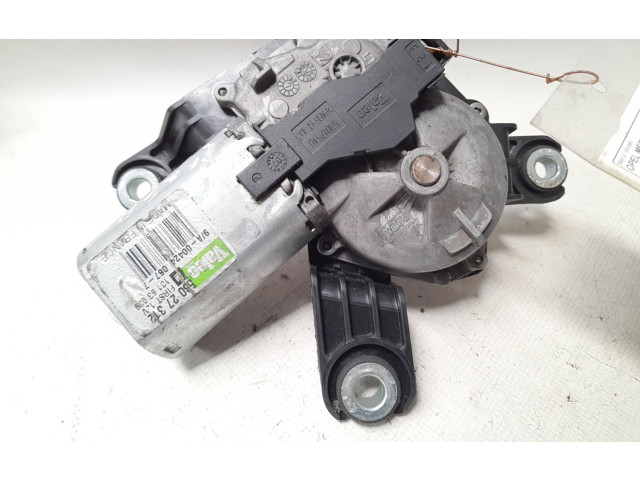 Моторчик заднего дворника 13163029 Opel Meriva A