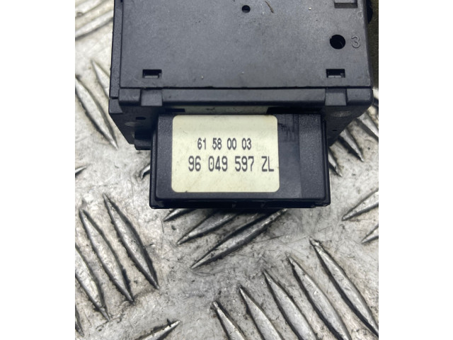 Ручка стеклоочистителей 96049597ZL, 61580003 Opel Meriva A