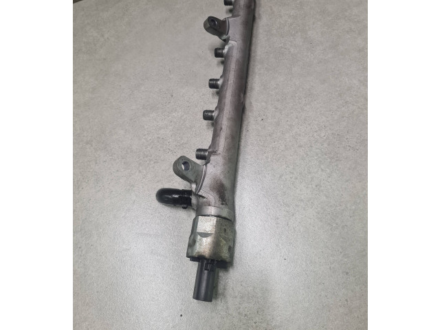 Топливная рампа 03L130089B, 03L906051   Audi A3 S3 8P   для двигателя CAY