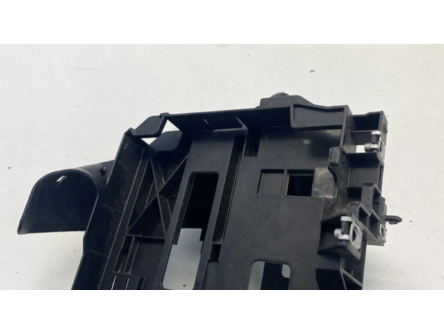 Pojistková skříňka 517941395B Volkswagen Golf Sportsvan 2015