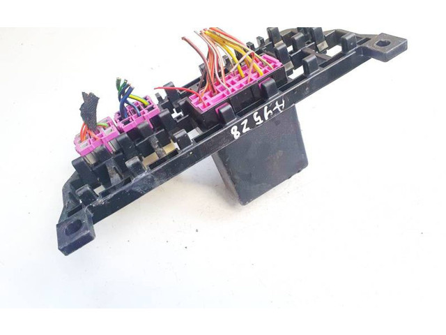 Блок предохранителей  8d0937503d, 8a0937530   Audi A6 S6 C5 4B    