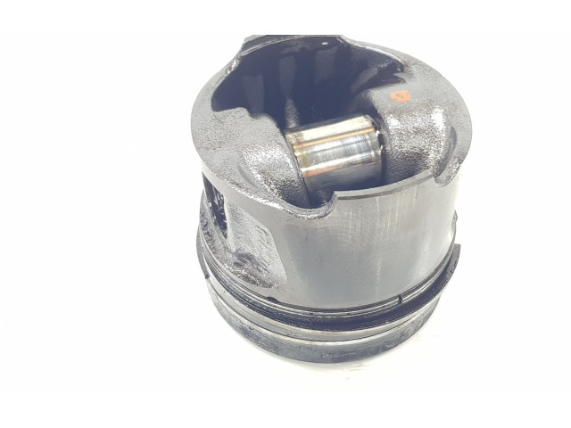 Поршень с шатуном 120A18448R, 120A18448R Dacia Dokker