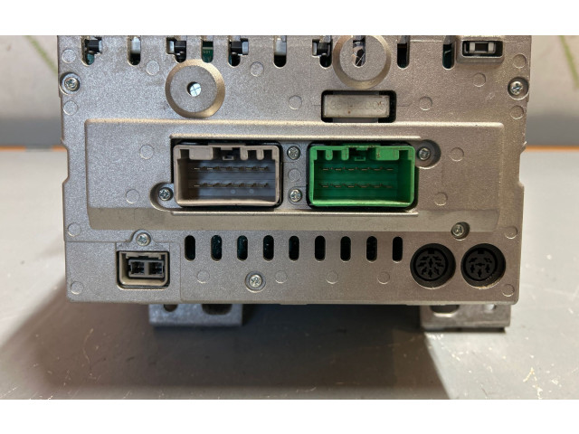 Радио/ проигрыватель CD/DVD / навигация 86511521   Volvo V70       