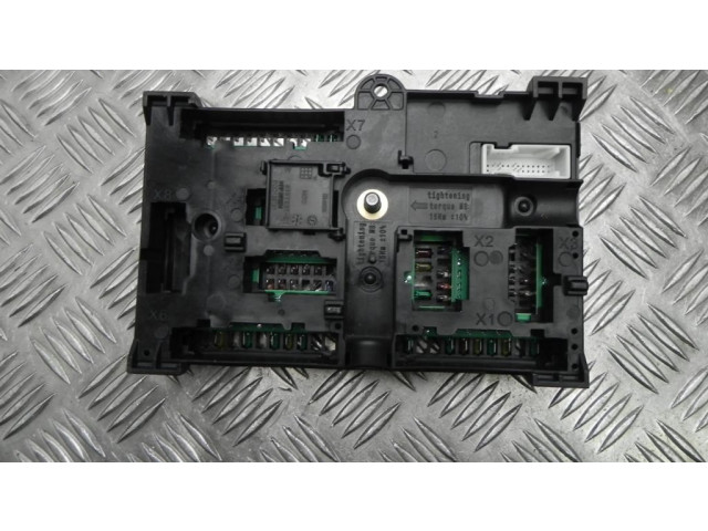 Pojistková skříňka 6837092, K957 BMW 5 G30 G31 2018