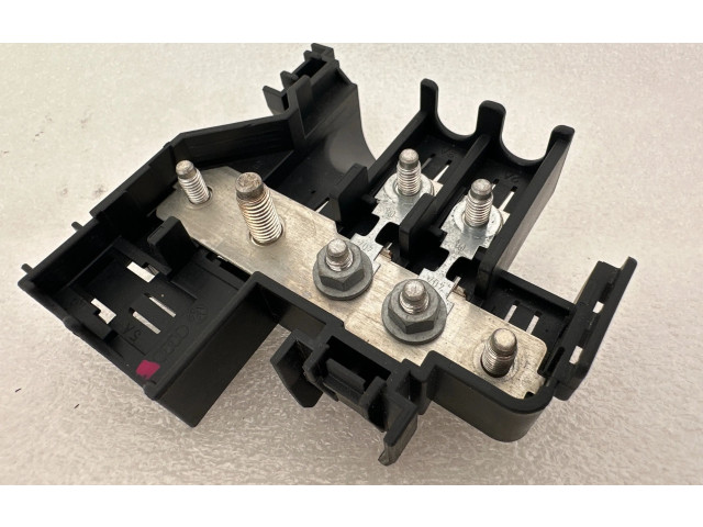 Блок предохранителей  4F0941824   Audi A6 S6 C6 4F    