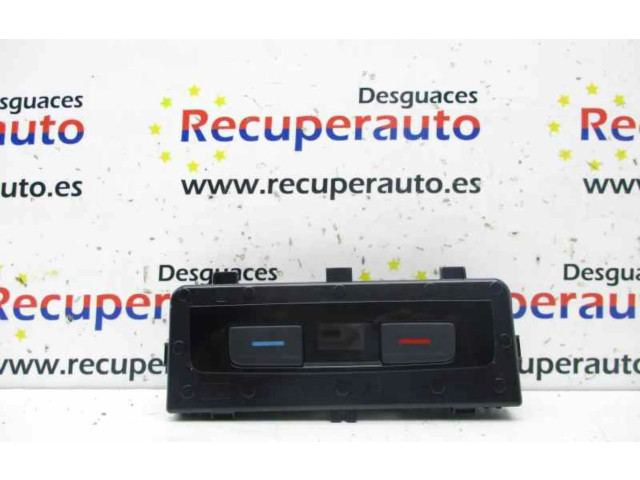 Блок управления климат-контролем 3G0907049D Volkswagen Touran II