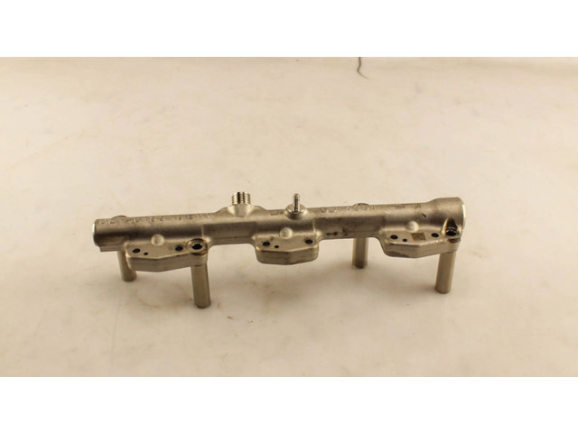 Vstřikovací lišta 8665635 BMW X5 G05 pro benzínový motor 3.0