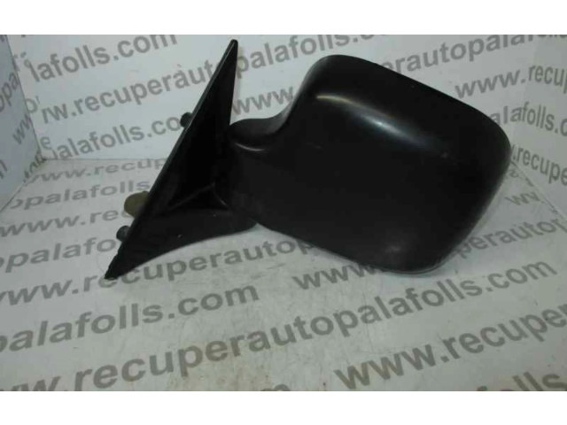 Zpětné zrcátko Opel Monterey