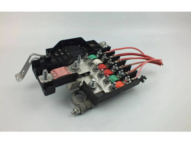 Pojistková skříňka 243458839R Renault Zoe 2016