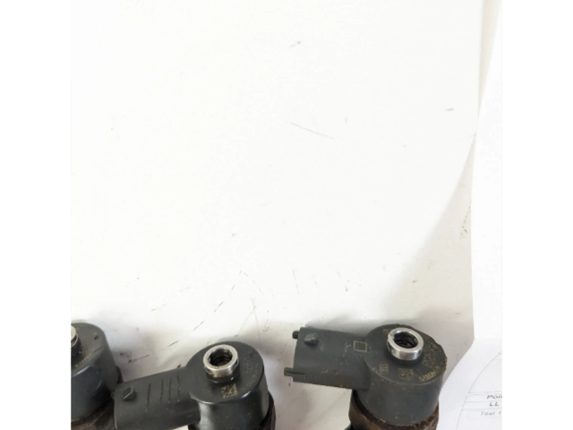 Vstřikovač 8200084534 Renault Vel Satis pro naftový motor 2.2