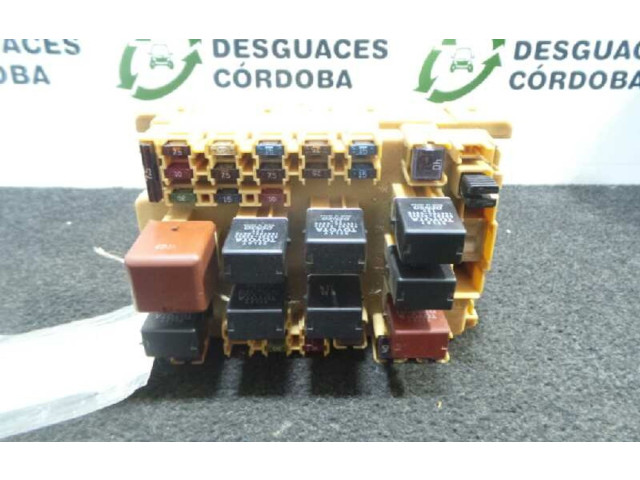 Pojistková skříňka Řídící jednotka BSM Toyota Celica T230 2001