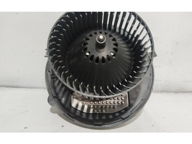Вентилятор печки    5Q1819021B   Audi A3 S3 8V