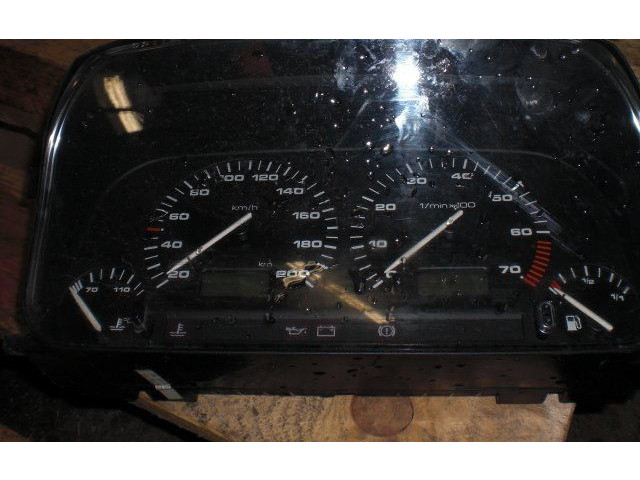 Панель приборов Volkswagen Golf III