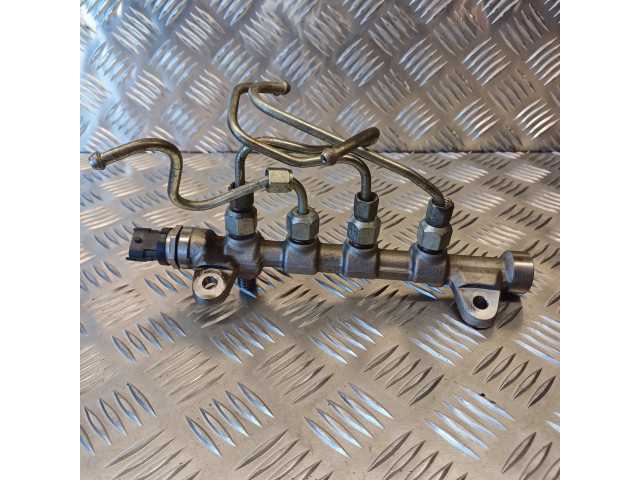 Топливная рампа 55215208, 947111   Suzuki SX4 2.0  для двигателя D20AA