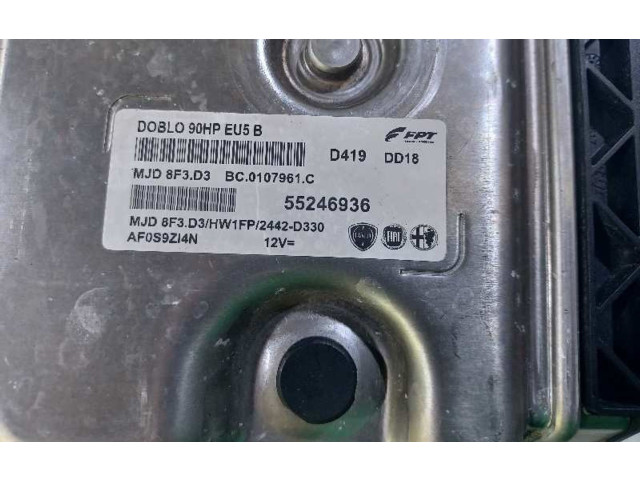 Блок управления двигателем Блок управления 95513916, 55246936   Opel Combo D