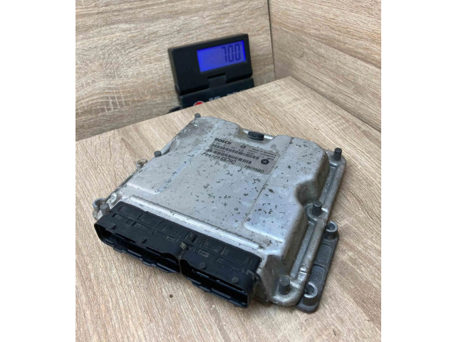 Řídící jednotka 04727667AD, 0281011447 Chrysler Voyager 2001