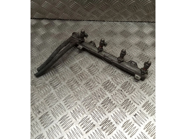 Vstřikovací lišta 036133319 Audi A2