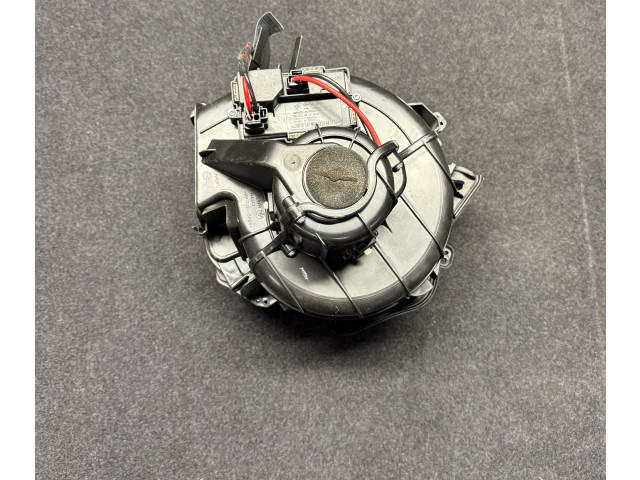 Pojistková skříňka Вентилятор печки 9248171, 9226780 BMW 5 F10 F11 2013