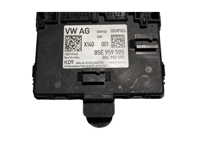 Блок комфорта 85E959595 Audi Q3 F3