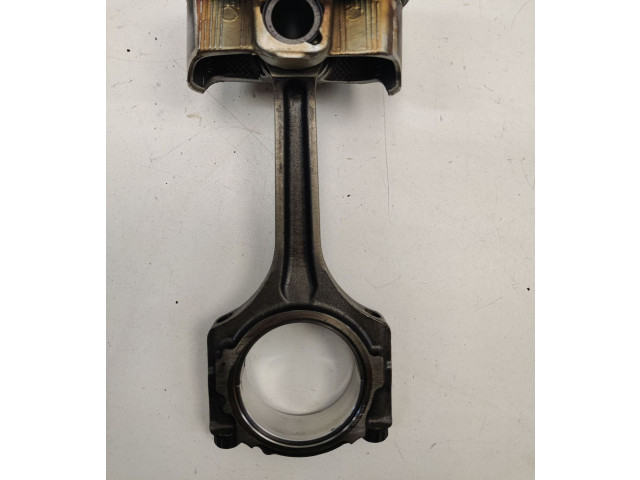 Поршень с шатуном Ford F150 - года