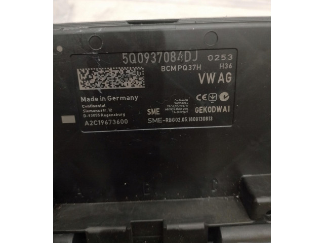 Блок комфорта 5Q0937084DJ   Volkswagen Golf VII   