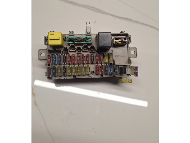 Блок предохранителей  YWC104500, 53070107A   Rover Rover    