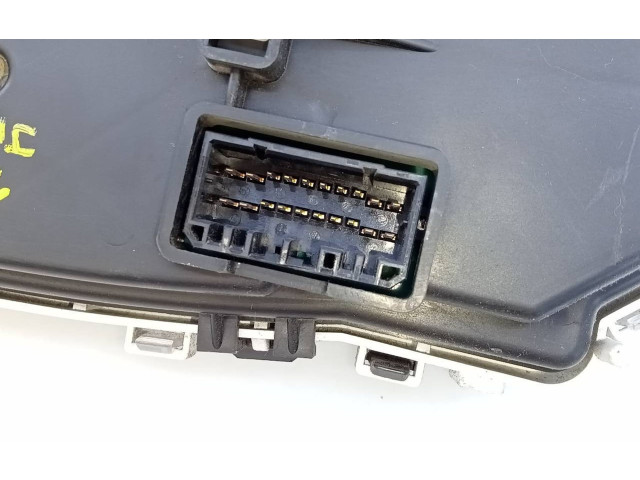 Панель приборов 3411076JF0, 3411076JC   Suzuki Jimny       