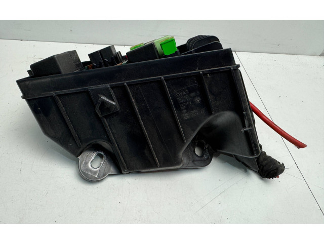Блок предохранителей 5Q0937125A   Volkswagen Golf VII    