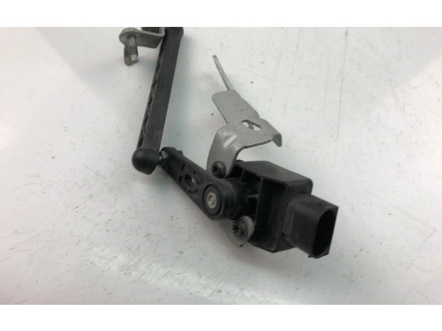 Блок управления 32221477 Volvo XC40